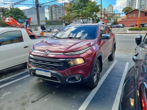 FIAT TORO 2.0 16V TURBO DIESEL RANCH 4WD AT9 FIAT TORO 2.0 16V TURBO DIESEL RANCH 4WD AT9